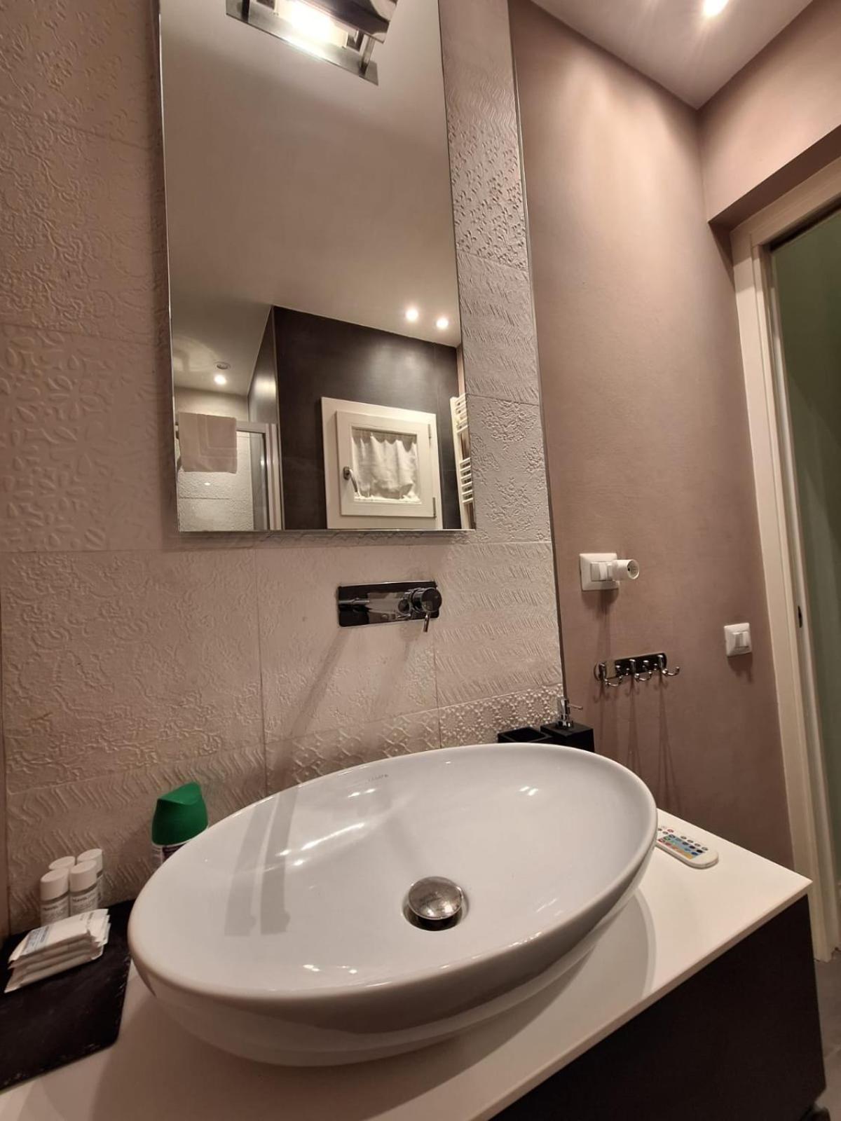 Fiorino Duomo Cozy Suite By Oteego Florencja Zewnętrze zdjęcie